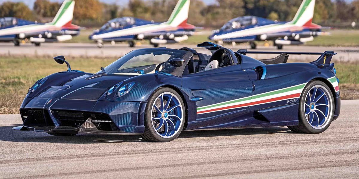 Huayra Tricolore